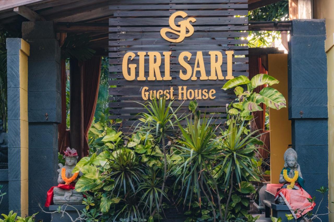 Giri Sari Guest House بيموتيران المظهر الخارجي الصورة